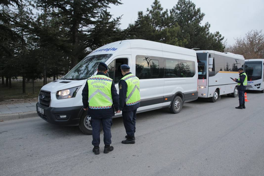 Araç sahipleri için zorunlu uygulama başladı: Bir ilde sıkı denetim var, cezası 1152 TL 1
